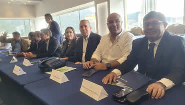 Directores de las CAR exponen retos regionales a Minambiente