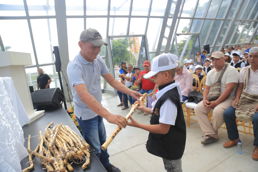 La Primera Guardia Infantil Ambiental del Atlántico “Herederos del Territorio” recibe el Bastón de Mando de la Guardia Mokaná